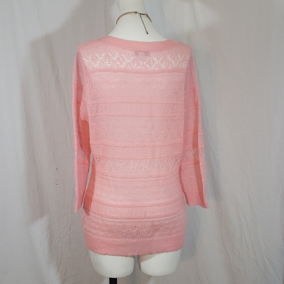 New York & company V neck , 3/4 sleeve S zs - Picture 4 of 8